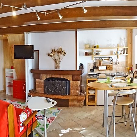 Casa Paola Holiday Studio By Gardadomusmea トレモージネ エクステリア 写真