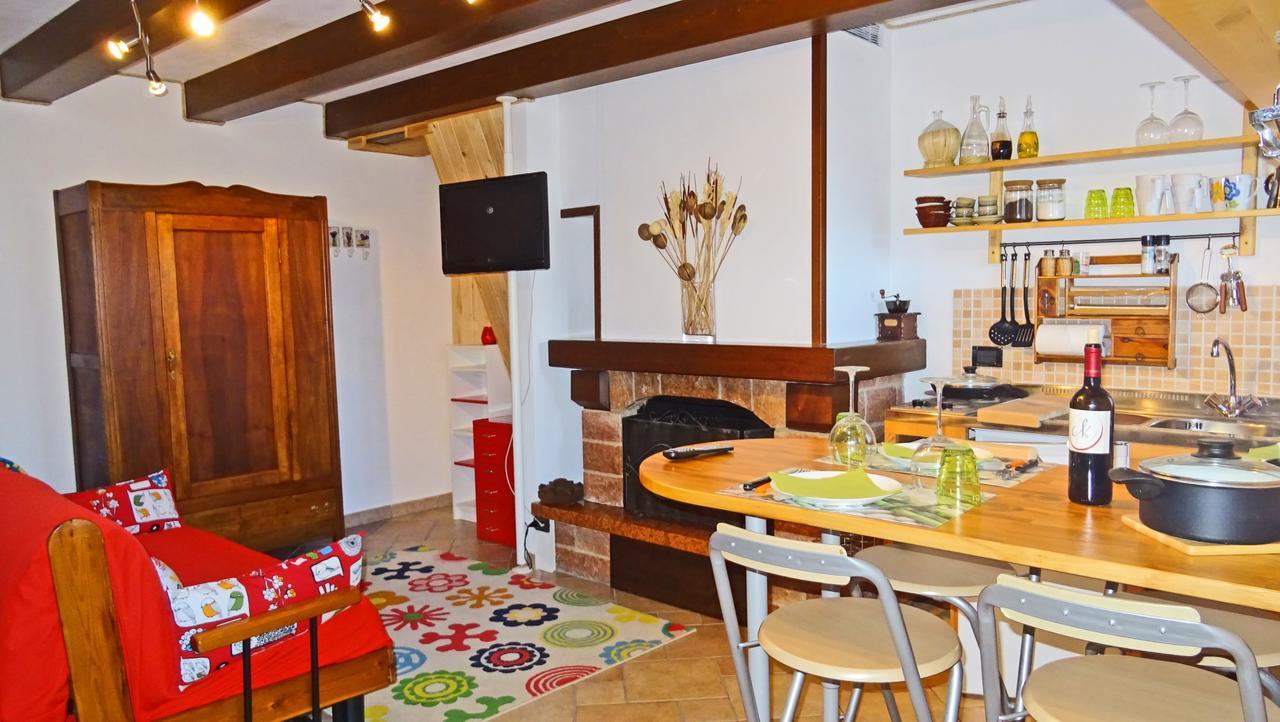 Casa Paola Holiday Studio By Gardadomusmea トレモージネ エクステリア 写真